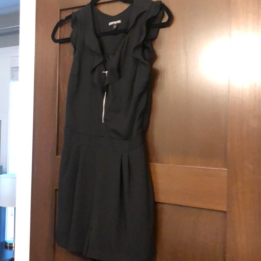 Black romper - Picture 2 of 4